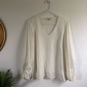 Cream Flowy Lightweight Tunic